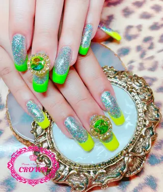 ネイル CROWN プライベートサロンのネイルデザイン