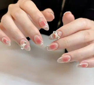 ネイル AKIKO ネイルサロンのネイルデザイン