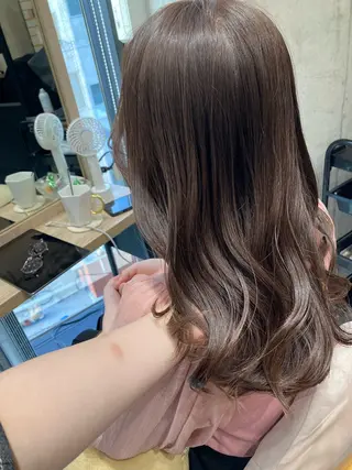 セミロング ✨色持ちの良い艶 カラー✨蟹江真世のヘアスタイル