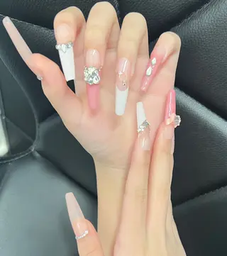 ネイル Runa Riseのネイルデザイン