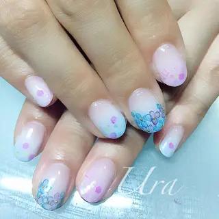 ネイル UrakoNail 《nail》のネイルデザイン