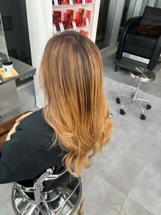 ロング 佐藤 莉子のヘアスタイル