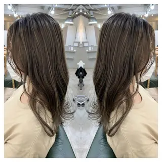 セミロング カラー 村山 茉衣のヘアスタイル