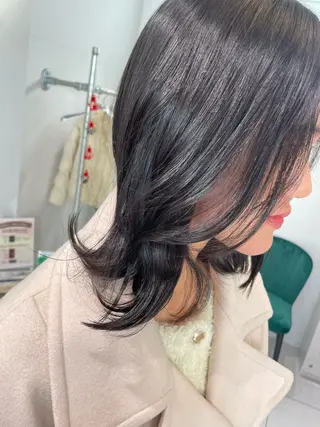 ショート カラー mion🦋韓国ヘア 透明感カラー🫧のヘアスタイル