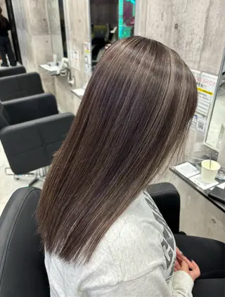 ロング 🍑🧋ハイトーン 暖色カラーlucaのヘアスタイル