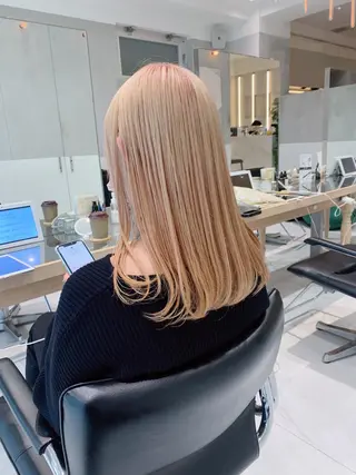 セミロング オリーブ カラー✨有坂映哉のヘアスタイル