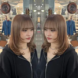 セミロング カラー ハイライト/レイヤー /ハイトーン/AOIのヘアスタイル