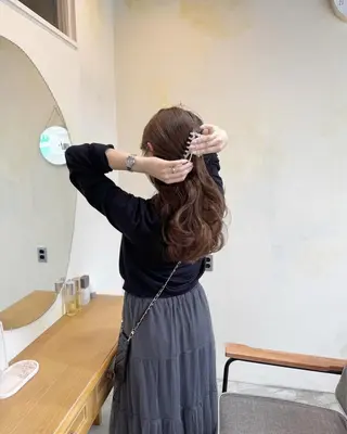 ロング カラー 🍋透け感カラー🍃 オリーブ🍐Kahoのヘアスタイル