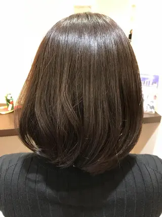 ミディアム カラー BIANCO北堀江 AKANEのヘアスタイル