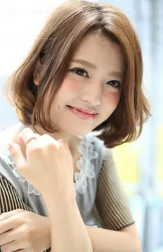 ショート 🇰🇷韓国風艶髪✨ 髪質改善 倉岡しおんのヘアスタイル