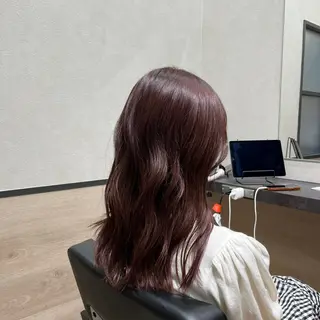 ミディアム カラー 有田裕真 【ブリーチカラー】のヘアスタイル