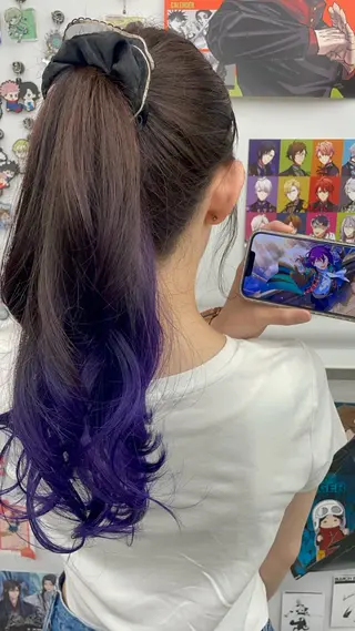 セミロング カラー インナーカラー 推し ブリーチ 髪質改善のヘアスタイル