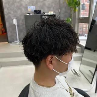 パーマ メンズ メンズパーマ特化 荻田知也のヘアスタイル