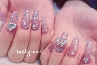 ネイル Lucky nail  小林和希のネイルデザイン