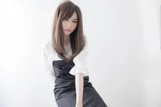 ロング カラー パーマ 【ヘアケア特化型】 newi天王寺のヘアスタイル