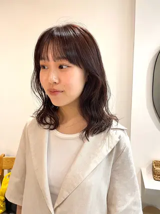 セミロング 箱崎 凪沙のヘアスタイル