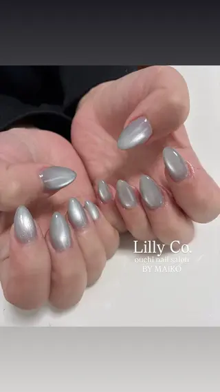 ネイル Lilly Co.のネイルデザイン