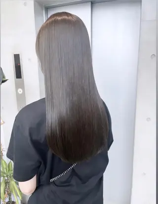 ロング カラー パーマ ヘアアレンジ 透明感/オリーブ/ グレージュ/YUKAのヘアスタイル