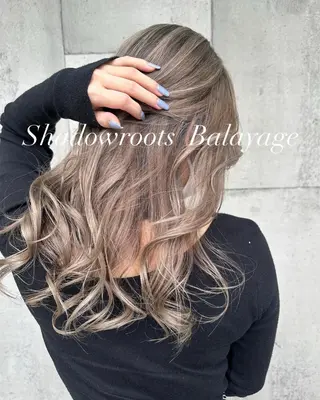 ロング カラー Mikuri 【Little】のヘアスタイル