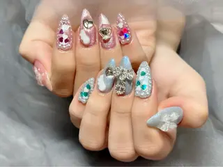 ネイル Nail Salon KURELLYのネイルデザイン