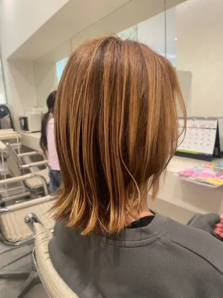 ミディアム 平 真亜里のヘアスタイル