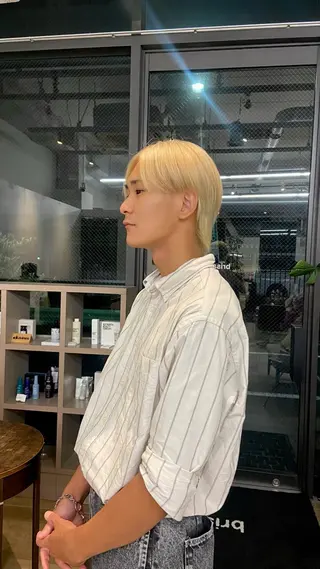 カラー hikari/表参道 /レイヤーカットのヘアスタイル