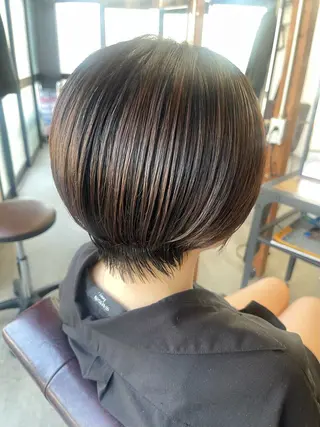 ショート ｼﾉｻﾞｷ ｷﾅのヘアスタイル