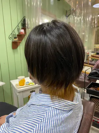 ショート 🩶西 雪乃/透明感 くすみカラー🫧のヘアスタイル