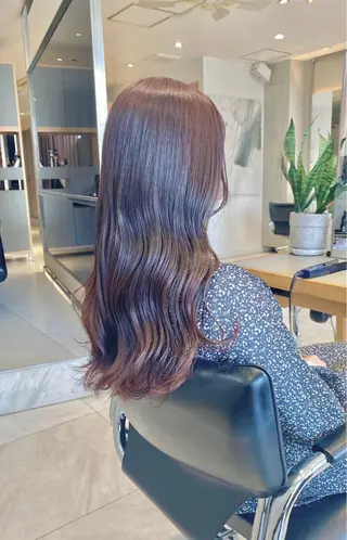 ロング カラー ヘアアレンジ 赤み消しグレージュ 🫒ｒｅｏｎのヘアスタイル