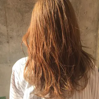 ロング カラー 貞廣 侑美のヘアスタイル