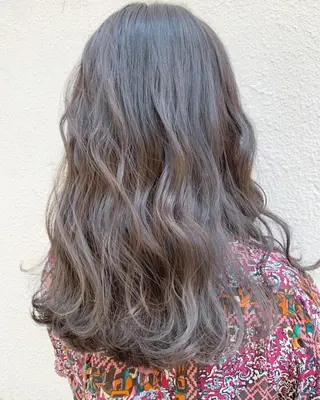 セミロング パーマ 艶髪・酸性ストレート フリツのヘアスタイル