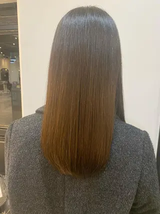 ロング 鈴木 紗耶子のヘアスタイル