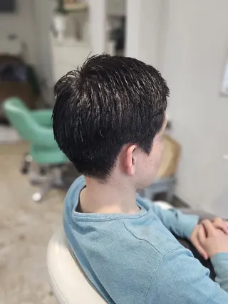 カラー メンズ ショート 熊野 タイソンのヘアスタイル