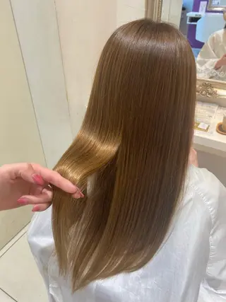 ロング カラー 村橋 葵緒のヘアスタイル