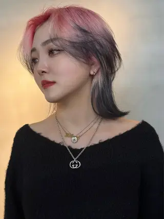 ミディアム カラー イツク ⚡️ ルーツ/ハイトーンのヘアスタイル