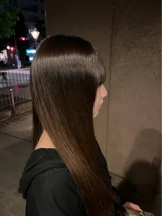 ロング 縮毛矯正／艶カラー アオキタイキのヘアスタイル