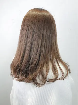 セミロング カラー 池田 寿子のヘアスタイル