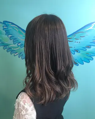 ロング 浦田侑希 CODE.LINEのヘアスタイル