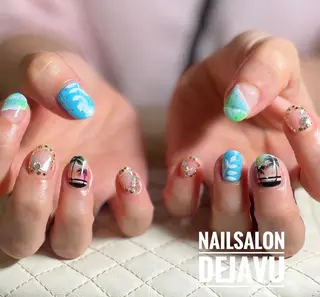 ネイル Nail salon Dejavu 🌿のネイルデザイン