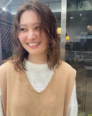 ミディアム カラー パーマ 山元 翔平(shohei)のヘアスタイル