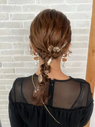 ロング ヘアアレンジ Topstylist YUKIのヘアスタイル