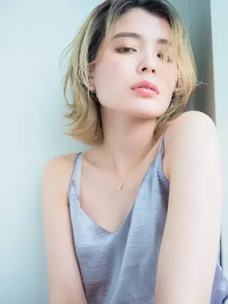 ミディアム カラー パーマ マツエク・マツパ 水口 英里のヘアスタイル