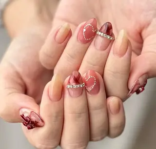 ネイル 新山 聖のネイルデザイン