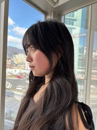 ロング ボブ・レイヤーカット 吉敷航一のヘアスタイル