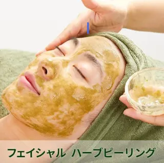 uairo/ 乃愛のマツエク・マツパデザイン