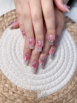 ネイル M🌷nail 長さだし専門店のネイルデザイン