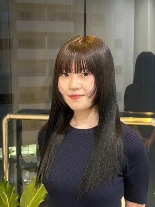 ロング カラー ナチュラル大人っぽい スタイル　MAORIのヘアスタイル