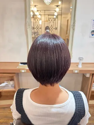 ショート カラー 石澤 翠美玲のヘアスタイル