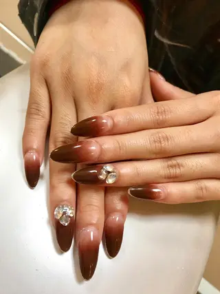 ネイル ♡ビジュール♡ NAIL &まつ毛のマツエク・マツパデザイン