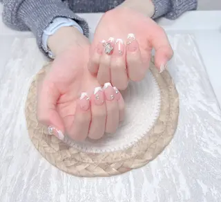 ネイル uu ネイルサロン関内🌼のネイルデザイン